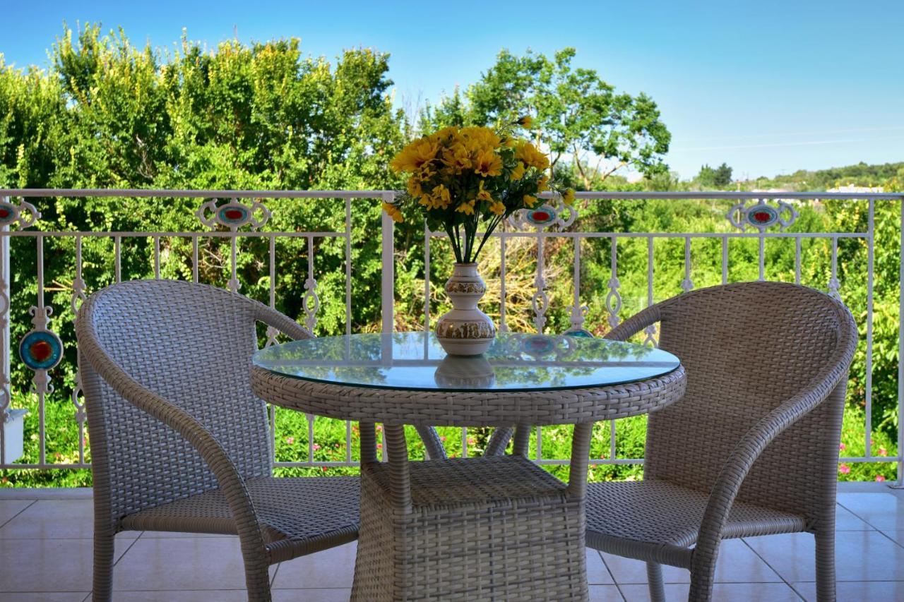 Villa Jolie Corfu Roda Luaran gambar